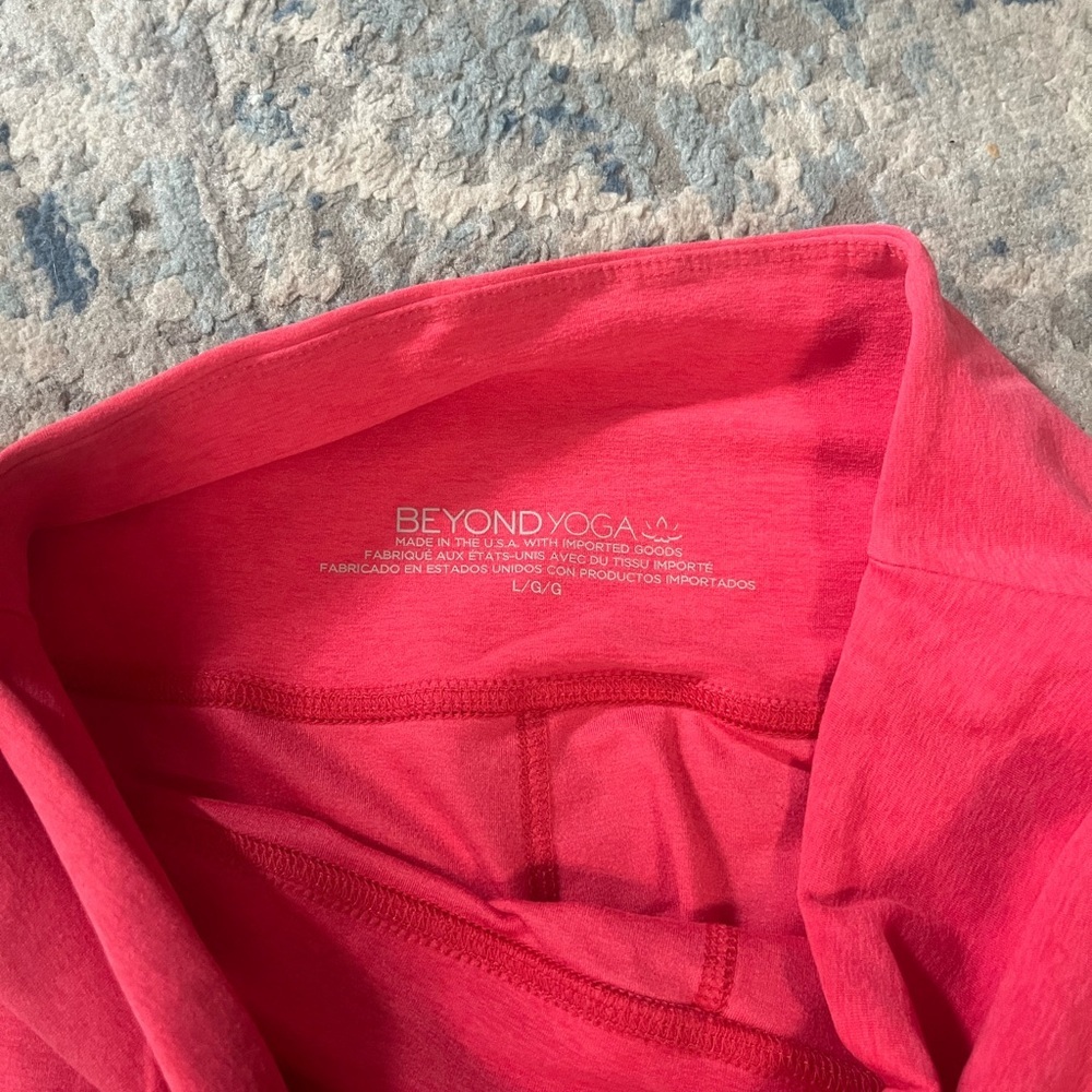 Beyond yoga space dye criss cross Leggings pink large - Picture 3 of 4